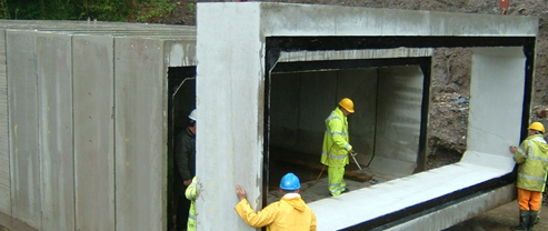 Densostrip for permanent flexible and watertight sealing of precast concrete structures