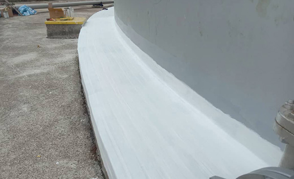 Denso Steelcoat™ System Protects Naptha Tank Base